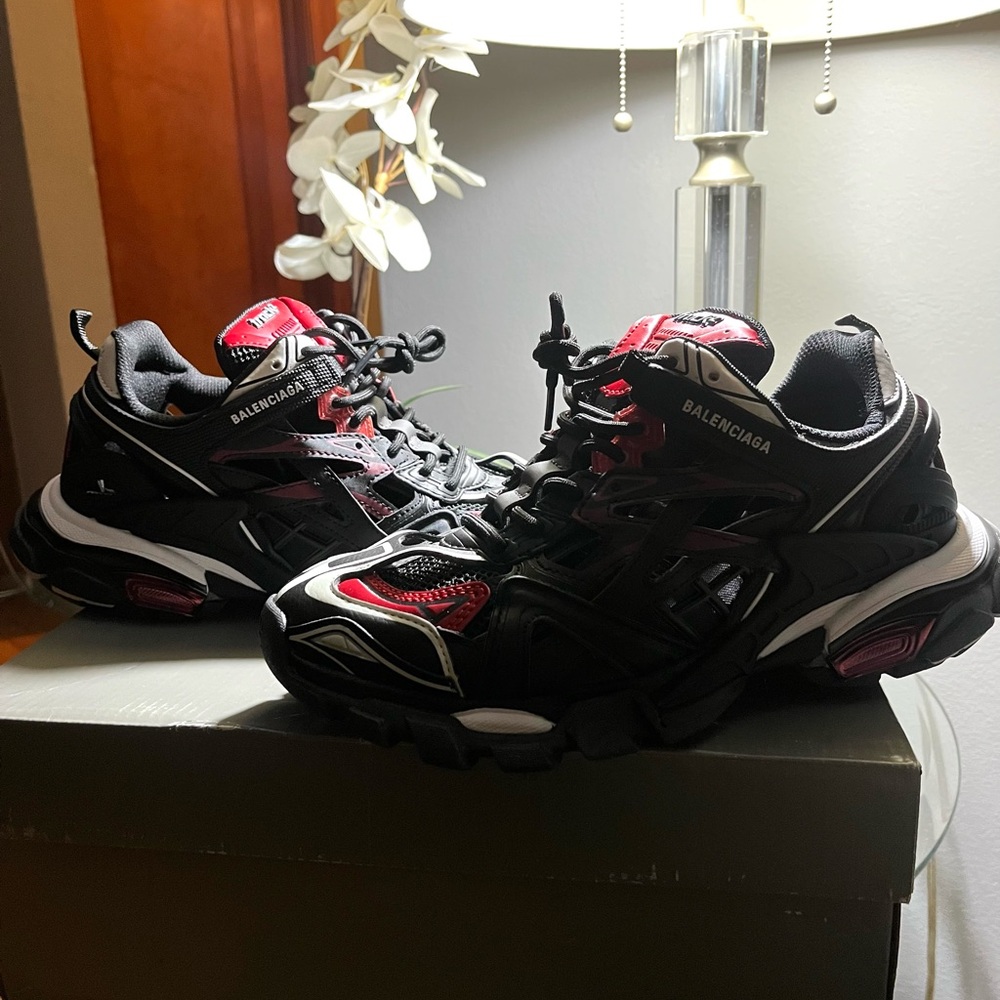 Balenciaga Track 2 Black/ Red